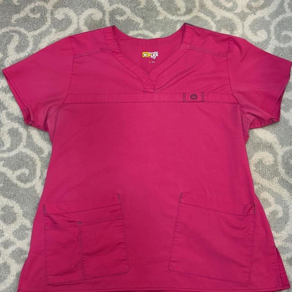 WonderWink Flex Hot Pink Scrub Top